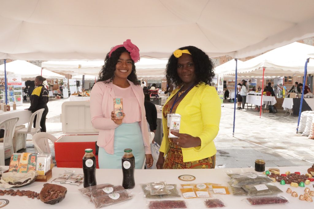 Productos en Feria Frontera Norte 2023, en Ibarra.